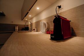 Green Hill Apartment