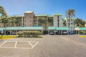 Luxe Fort Pierce Beach Condo w/ Golf Views!