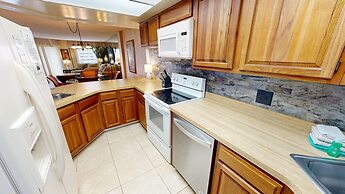 Inlet Reef 413 2 Bedroom Condo by RedAwning