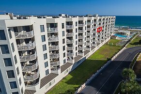 Inlet Reef 413 2 Bedroom Condo by RedAwning