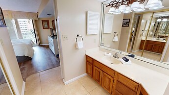 Inlet Reef 413 2 Bedroom Condo by RedAwning