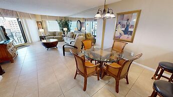 Inlet Reef 413 2 Bedroom Condo by RedAwning