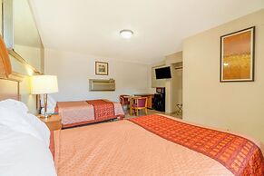 The Inn by El Dorado Lake