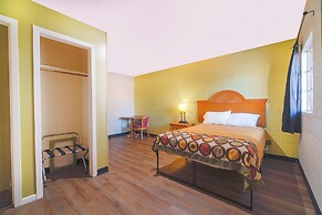 The Inn by El Dorado Lake