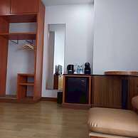 Cozy Don Mueang Hotel