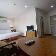 Cozy Don Mueang Hotel