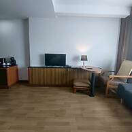 Cozy Don Mueang Hotel