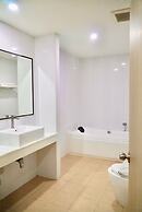 Cozy Don Mueang Hotel
