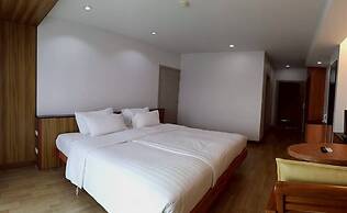 Cozy Don Mueang Hotel