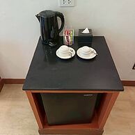 Cozy Don Mueang Hotel