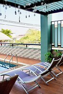 Cozy Don Mueang Hotel