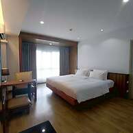 Cozy Don Mueang Hotel