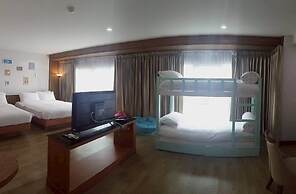 Cozy Don Mueang Hotel