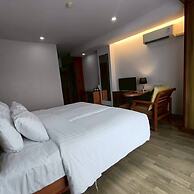 Cozy Don Mueang Hotel