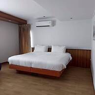 Cozy Don Mueang Hotel
