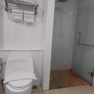 Cozy Don Mueang Hotel