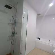 Cozy Don Mueang Hotel