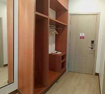 Cozy Don Mueang Hotel