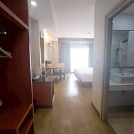 Cozy Don Mueang Hotel
