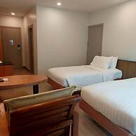 Cozy Don Mueang Hotel