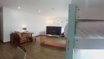 Cozy Don Mueang Hotel