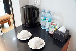 Cozy Don Mueang Hotel