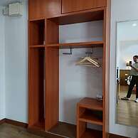 Cozy Don Mueang Hotel