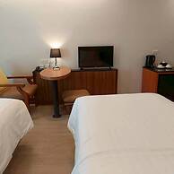 Cozy Don Mueang Hotel