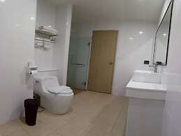 Cozy Don Mueang Hotel