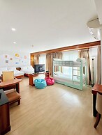 Cozy Don Mueang Hotel