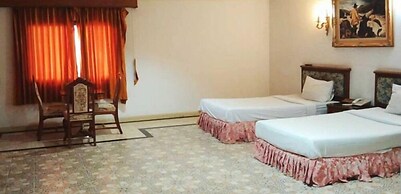 OYO 75466 13 Coins Bang Yai Hotel