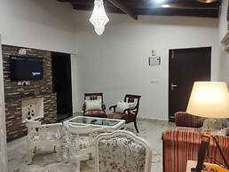 Luxsugero Penthouse Kaichidham