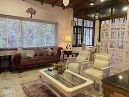 Luxsugero Penthouse Kaichidham