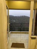 Luxsugero Penthouse Kaichidham