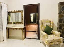 Luxsugero Penthouse Kaichidham