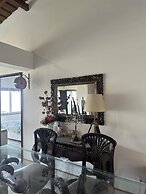 Luxsugero Penthouse Kaichidham