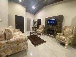 Luxsugero Penthouse Kaichidham