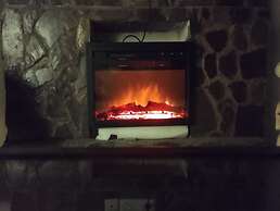 Luxsugero Penthouse Kaichidham