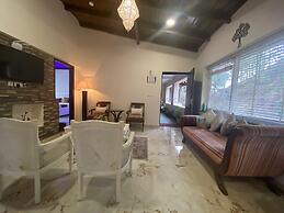 Luxsugero Penthouse Kaichidham