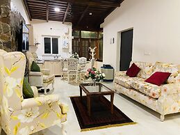 Luxsugero Penthouse Kaichidham