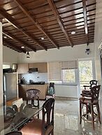 Luxsugero Penthouse Kaichidham