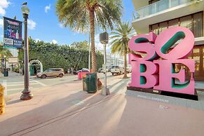 Cozy South Beach 1BR Apt Near Beach and Ocean Drive
