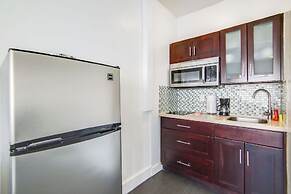 Chic Large Studio Apt Near Ocean Drive South Beach