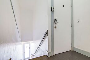 Comfy 1 B/R, Near Ocean Dr and Beach - South Beach