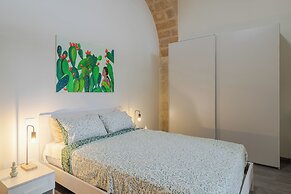 Historic Building Modern Touches - Ortigia