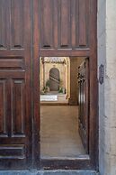 Historic Building Modern Touches - Ortigia