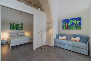 Historic Building Modern Touches - Ortigia