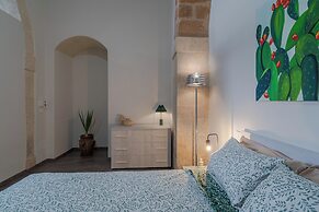 Historic Building Modern Touches - Ortigia