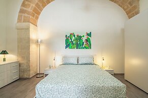 Historic Building Modern Touches - Ortigia