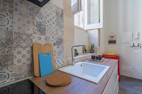 Historic Building Modern Touches - Ortigia